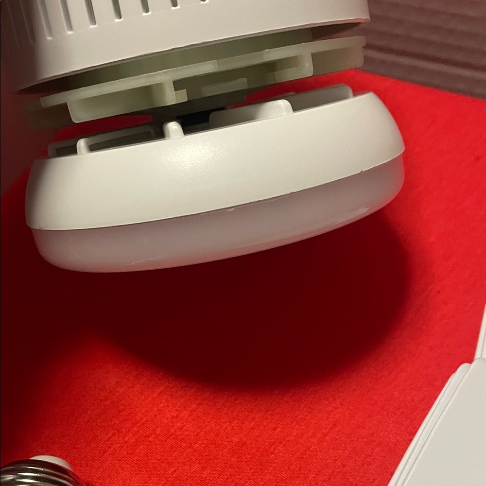 White Ceiling Fan with Remote Control - Picture 5 of 7